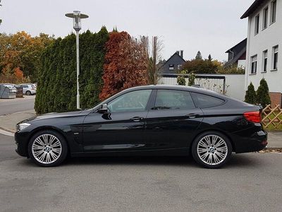 Gebraucht BMW 330 Gran Turismo Luxury Line 258 PS (189 kW) 2015 Schwarz Limousine