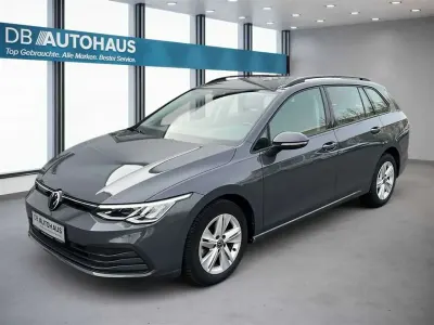 Gebraucht VW Golf VIII Life 110 PS (80 kW) 2022 Grau Kombi