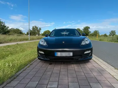 Gebraucht Porsche Panamera 4 300 PS (220 kW) 2011 Kleinwagen