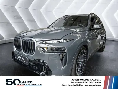 Neu BMW X7 M Sport 381 PS (280 kW) 2026 Grau SUV