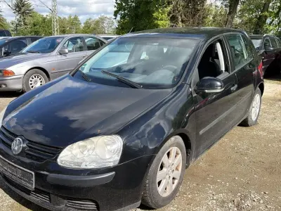 Używany VW Golf V 75 KM (55 kW) 2004 Czarny Hatchback