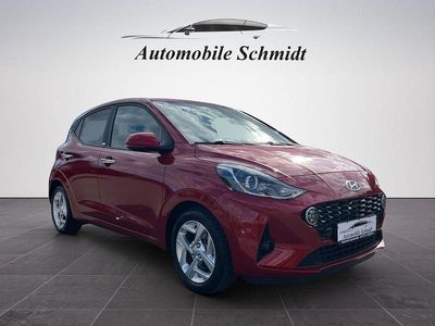 Gebraucht Hyundai i10 Style 84 PS (61 kW) 2020 Rot Kleinwagen