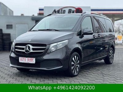 Gebraucht Mercedes V220 163 PS (119 kW) 2022 Grau Van / Kleinbus