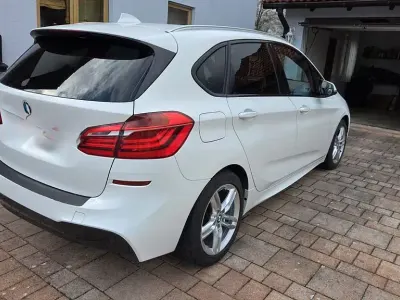 Gebraucht BMW 216 Active Tourer M Sport 116 PS (85 kW) 2016 Weiß Van / Kleinbus