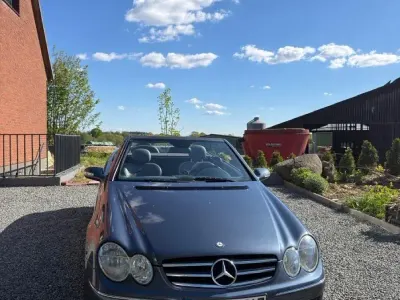 Gebraucht Mercedes CLK200 Avantgarde 163 PS (119 kW) 2006 Blau Cabrio