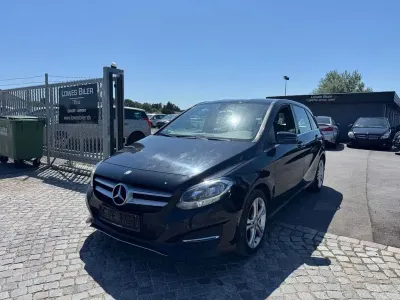 Gebraucht Mercedes B200 136 PS (100 kW) 2015 Schwarz Kleinwagen