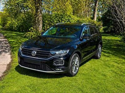 Second-hand VW T-Roc 150 CP (110 kW) 2018 Negru SUV
