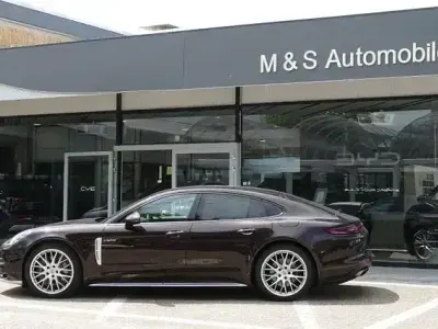 Gebraucht Porsche Panamera 4 Chrono 330 PS (242 kW) 2017 Braun Kleinwagen