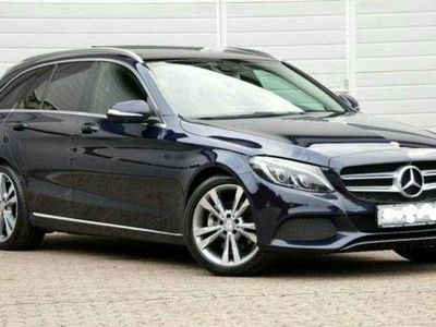 Gebraucht Mercedes C220 Avantgarde 170 PS (125 kW) 2015 Blau Kombi