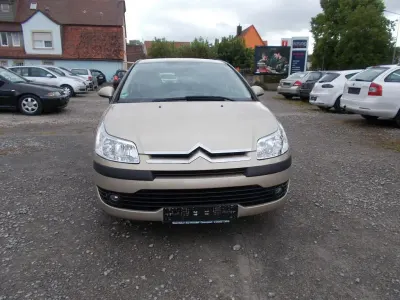 Używany Citroën C4 Style 88 KM (64 kW) 2006 Sedan/Limuzyna