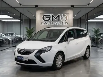 Gebraucht Opel Zafira Tourer Edition 131 PS (96 kW) 2014 Weiß Van / Kleinbus