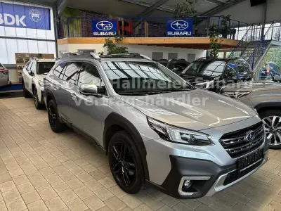Gebraucht Subaru Outback Platinum 169 PS (124 kW) 2022 Ice silber (metallic) Kombi