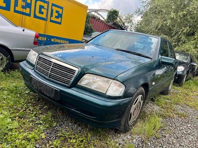 Mercedes C180