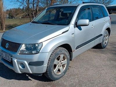Gebraucht Suzuki Grand Vitara Club 129 PS (94 kW) 2008 Silber SUV