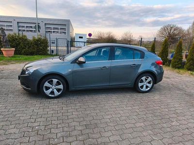 Second-hand Chevrolet Cruze 142 CP (104 kW) 2011 Gri Berlinǎ
