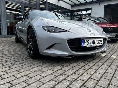 Neu Mazda MX5 Homura-Line 132 PS (97 kW) 2025 Aero grey (grau) Cabrio