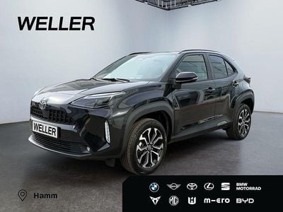 Begagnad Toyota Yaris Cross Team 116 HK (85 kW) 2025 Svart SUV