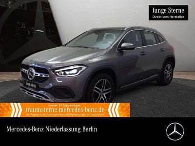 Grau Gebraucht 2022 Mercedes GLA250 Progressive SUV | 34.890 € (Fairer Preis)