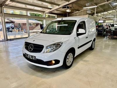 Mercedes Citan 109