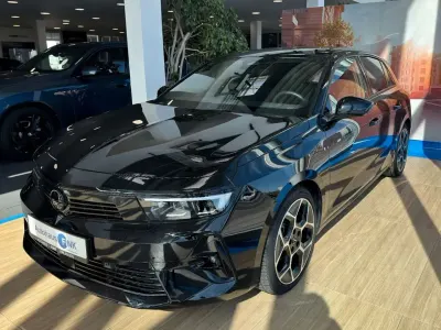 Gebraucht Opel Astra Ultimate 131 PS (96 kW) 2024 Schwarz Limousine