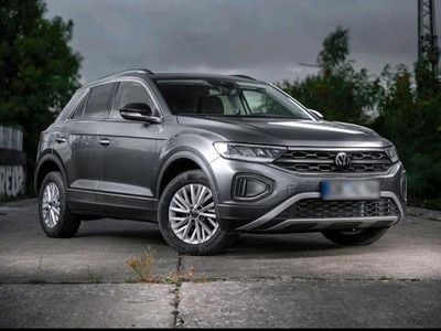 Gebraucht VW T-Roc 110 PS (80 kW) 2023 Grau SUV