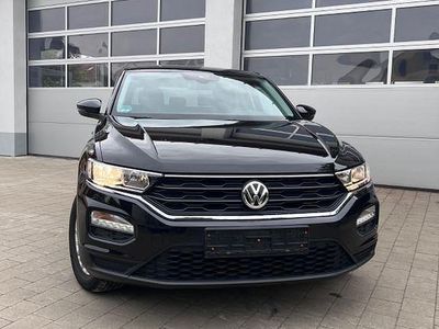 Second-hand VW T-Roc United 116 CP (85 kW) 2020 Negru SUV