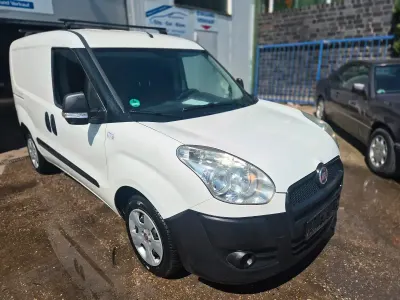 Gebraucht Fiat Doblò Basis 90 PS (66 kW) 2013 Weiß Van / Kleinbus