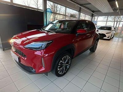 Usata Toyota Yaris Hybrid Elegant 116 CV (85 kW) 2022 Rosso