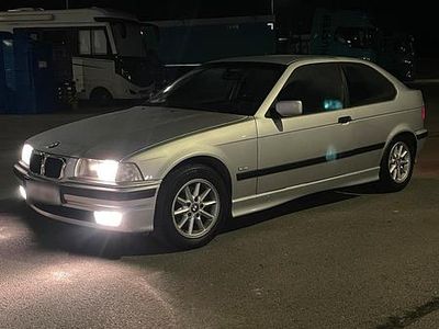 Gebraucht BMW 316 102 PS (75 kW) 1998 Grau Coupé