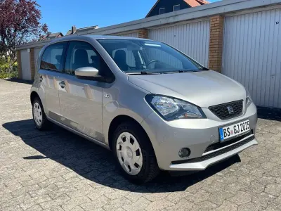 Używany Seat Mii Chic 75 KM (55 kW) 2018 Szary Hatchback