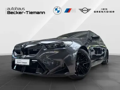 Używany BMW M5 Comfort Edition 727 KM (534 kW) 2025 Szary Kombi