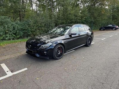 Mercedes C63 AMG