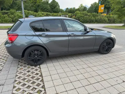 Gebraucht BMW 116 116 PS (85 kW) 2014 Silber Kleinwagen