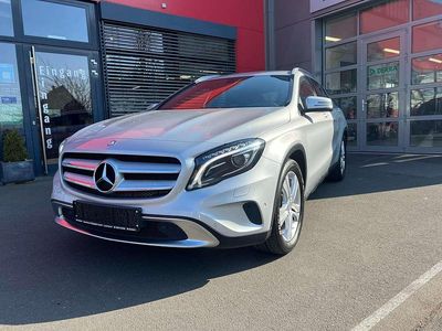 Gebraucht Mercedes GLA250 211 PS (155 kW) 2014 Polarsilber  metalliclack SUV
