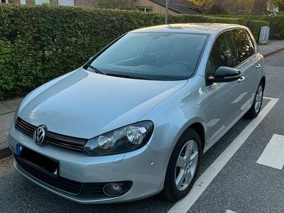 Gebraucht VW Golf VI Style 105 PS (77 kW) 2012 Silber Kleinwagen