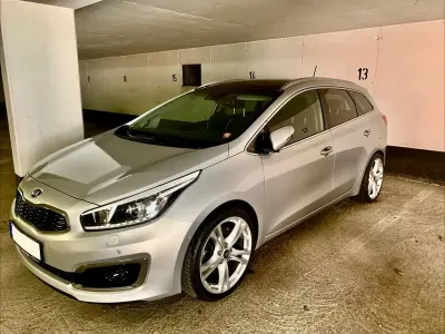Gebraucht Kia Ceed Platinum Edition 136 PS (100 kW) 2015 Silber Kleinwagen