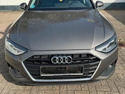 Gebraucht Audi A4 163 PS (119 kW) 2021 Grau Kombi