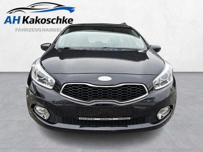 (1k) zilinaschwarz met. Gebraucht 2013 Kia Ceed DREAM-TEAM Edition Kleinwagen | 7.450 € (Fairer Preis)