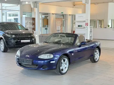Gebraucht Mazda MX5 Inclusive 110 PS (80 kW) 2003 Blau Cabrio