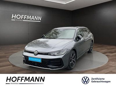 Usata VW Passat R-line 177 CV (130 kW) 2025 Grigio Station wagon