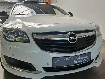 Gebraucht Opel Insignia OPC 250 PS (183 kW) 2015 Weiß Kombi