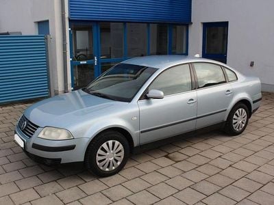 Gebraucht VW Passat 116 PS (85 kW) 2001 Blau Limousine