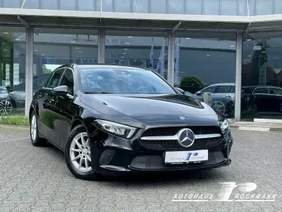 Gebraucht Mercedes A200 163 PS (119 kW) 2019 Nachtschwarz Limousine