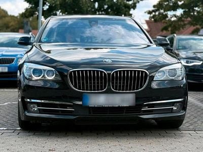 Gebraucht BMW 750 Performance 450 PS (330 kW) 2013 Schwarz Limousine