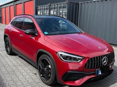 Gebraucht Mercedes GLA35 AMG AMG 306 PS (225 kW) 2023 Rot SUV