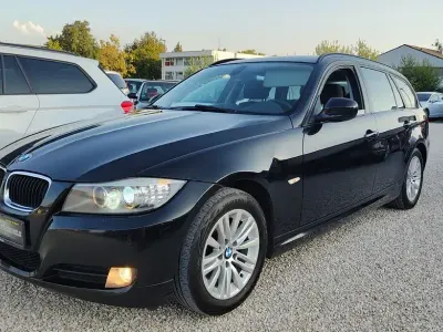 Gebraucht BMW 318 143 PS (105 kW) 2012 Schwarz Kombi
