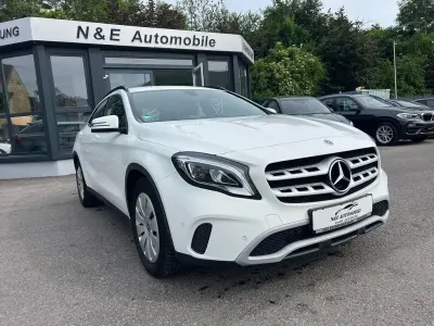 Gebraucht Mercedes GLA200 Style 136 PS (100 kW) 2019 Weiß SUV