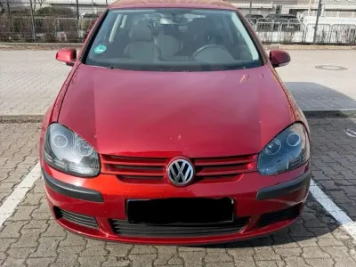 Gebraucht VW Golf IV 75 PS (55 kW) 2004 Rot Coupé