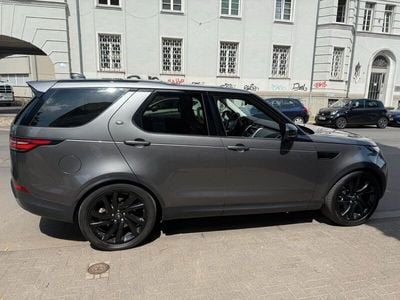 Land Rover Discovery 5