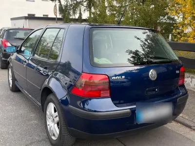 Gebraucht VW Golf IV 2001 Blau Limousine